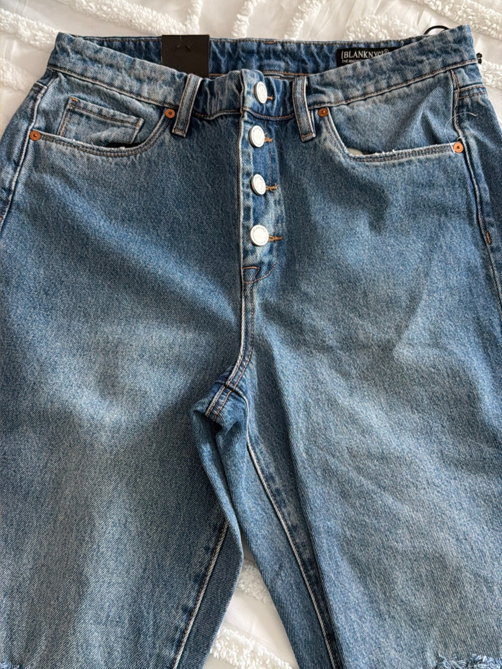 Blank NYC Madison Crop Distressed Button-Fly Blue Jeans NEW - Picture 3 of 13